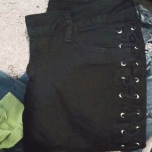 Guess skinny jeans size 30